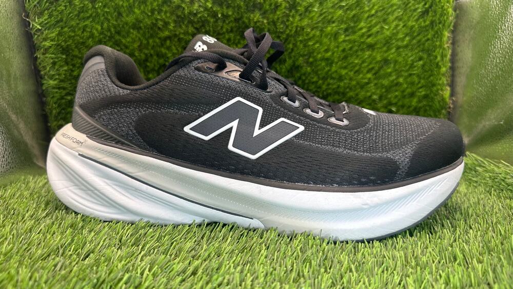 New Balance Fresh Foam X 860v15 M8607GW Athletic Sneaker Unisex W13/M11.5 Black